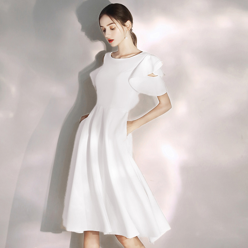 晚礼服女宴会气质平时可穿白色轻奢小众高端领证白裙大合唱演出服