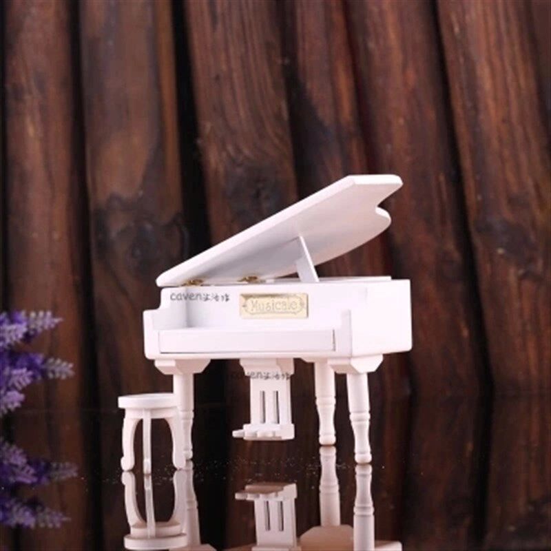 包邮木质复古留声机音乐盒创意天空之城八音盒钢琴男友女生日礼物