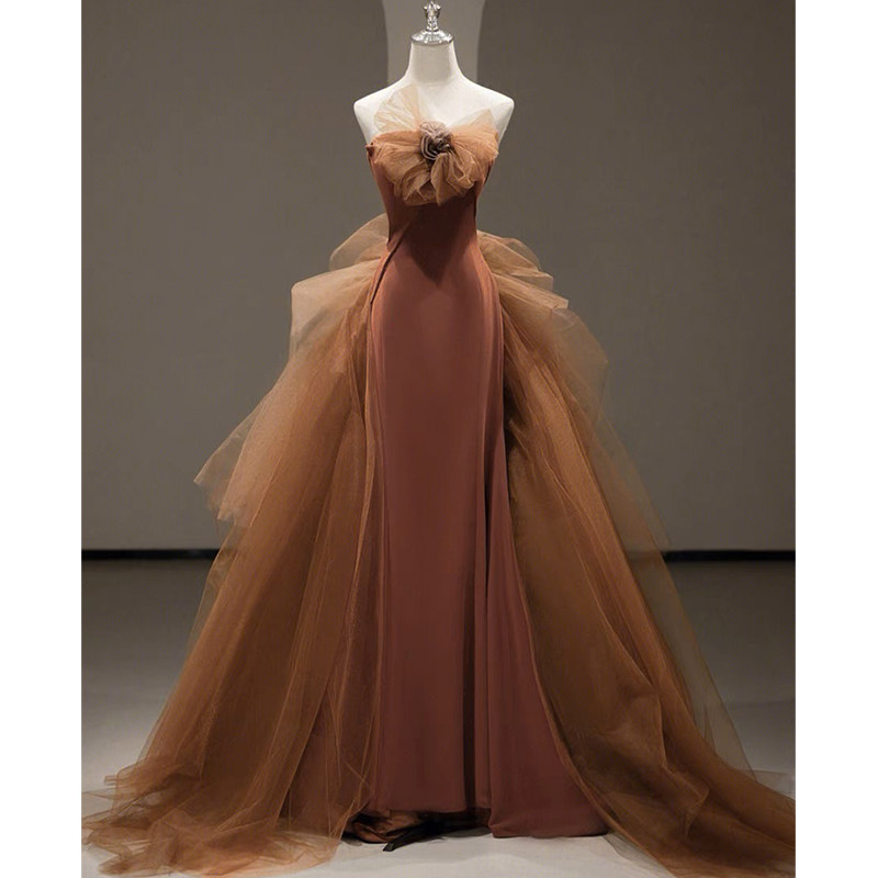 宴会晚礼服2023新款轻奢小众高端新娘订婚结婚敬酒服高级感鱼尾裙