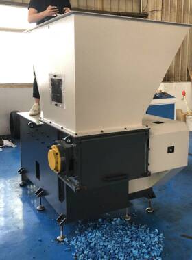 厂家供应大型轴撕碎机金属轮胎塑料废铁大型小型撕碎机