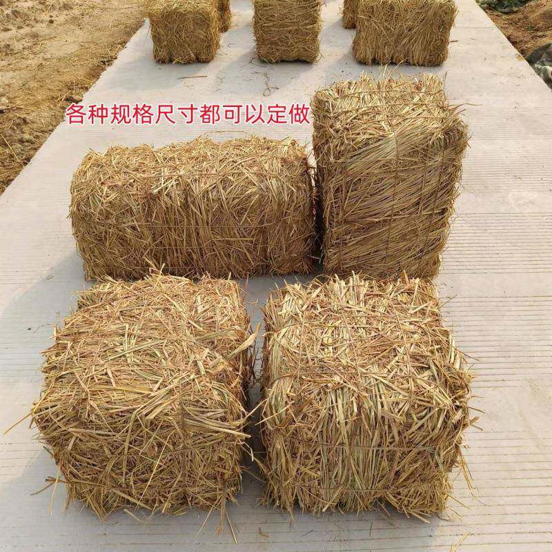 稻草堆草垛干农家乐装饰干稻形圆形草垛子打卡拍摄道具草垛座凳子
