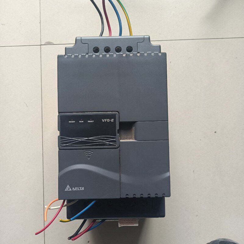 拆机台达变频器VFD055E43A 5.5KW