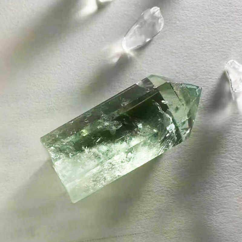 天然绿水晶原石六棱柱矿石标本矿物晶体奇石宝石观赏石石头摆件