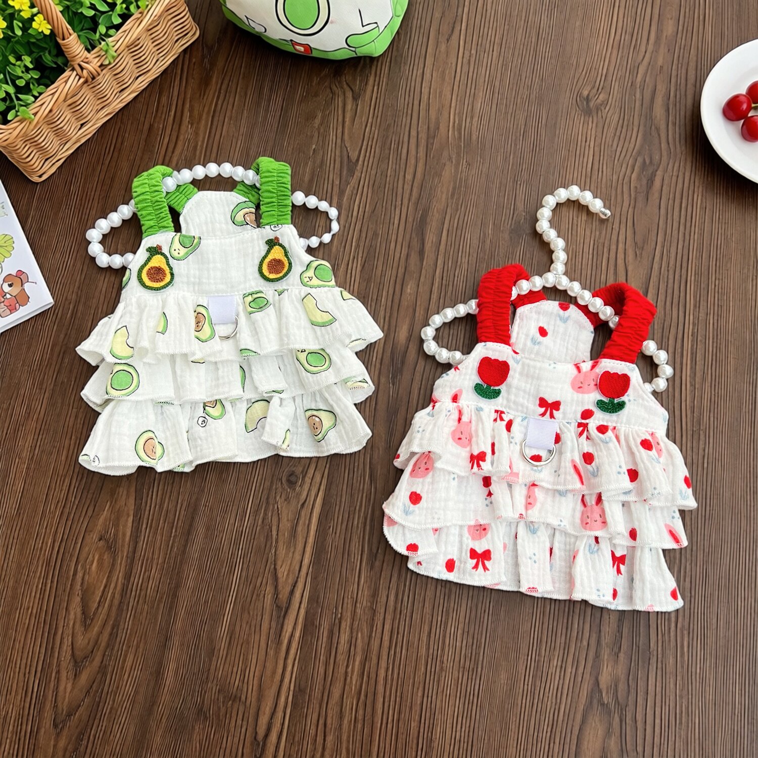 新款狗狗猫咪衣服春夏款薄款棉质吊带裙子防晒防掉毛宠物服饰外出