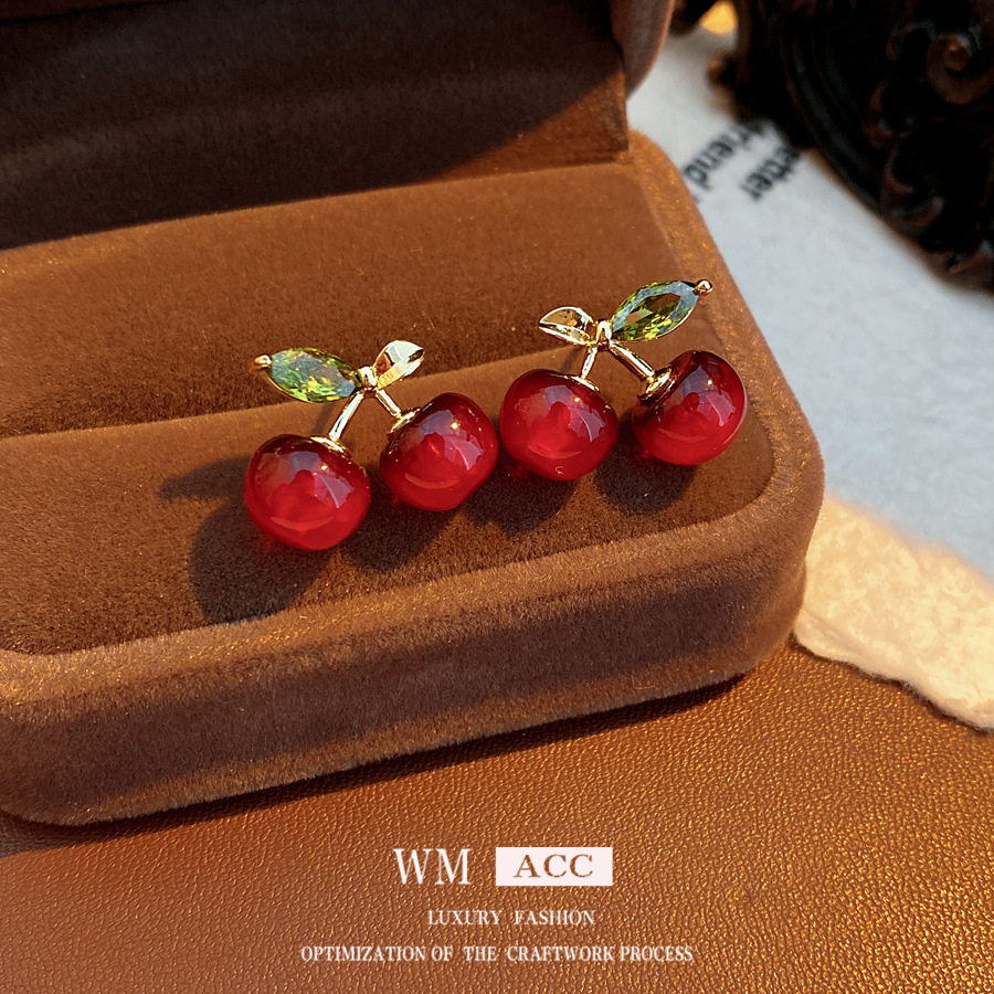 安可拉红银针树脂樱桃耳环时尚甜美百搭耳钉简约小众高级感耳饰女,饰品/流行首饰/时尚饰品新,银饰耳饰,淘宝优惠券,粉丝福利购,淘宝优惠卷