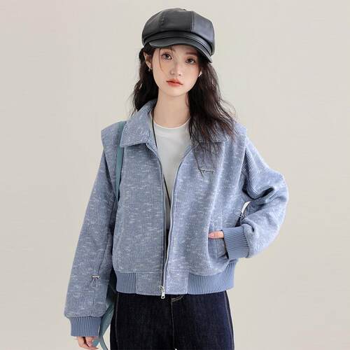 帛57932卡琪2024季风新款小秋香翻领短外套女宽松质夹克拉链气开