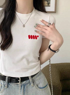 美式短袖白色内搭t恤女夏季显瘦修身辣妹短款纯棉上衣设计感小众
