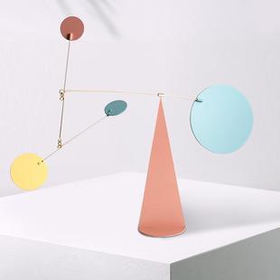 家居装饰摆件电视柜创意样板房客厅桌面北欧几何艺术动态平衡摆件