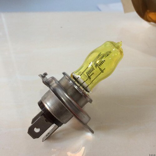 黄色防雾大灯灯泡H4 24V 汽车 大灯超亮远光近光车灯大灯泡雾灯