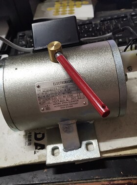 宁波欣达电磁铁 制动器 DZS800AB01D1 曳引机抱闸 原厂 运费到付