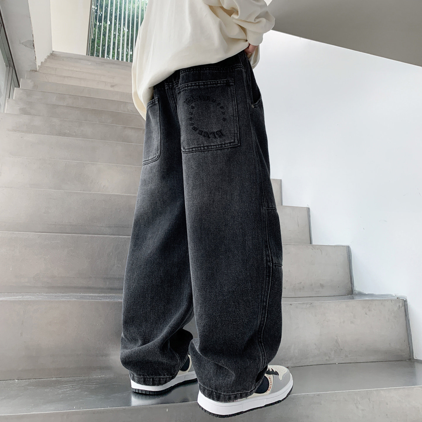 男童牛仔裤春秋冬季新款儿童直筒厚中大童长裤黑色软一体冬天加绒