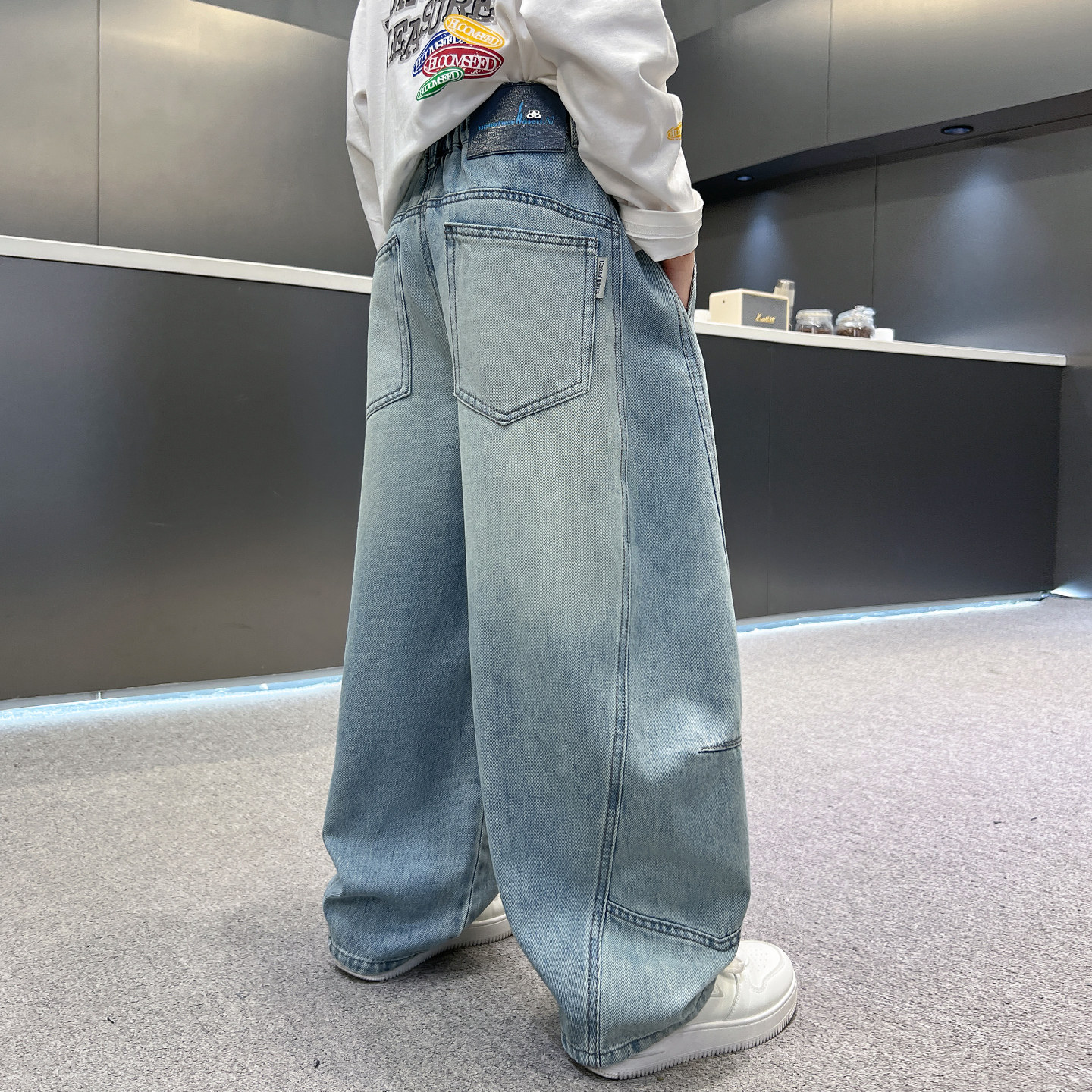 儿童牛仔裤春秋新款直筒男孩休闲