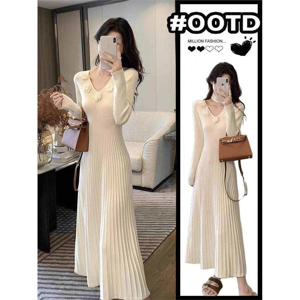 立体花朵v领长袖针织连衣裙女秋冬季白色修身长裙温柔收腰毛衣裙