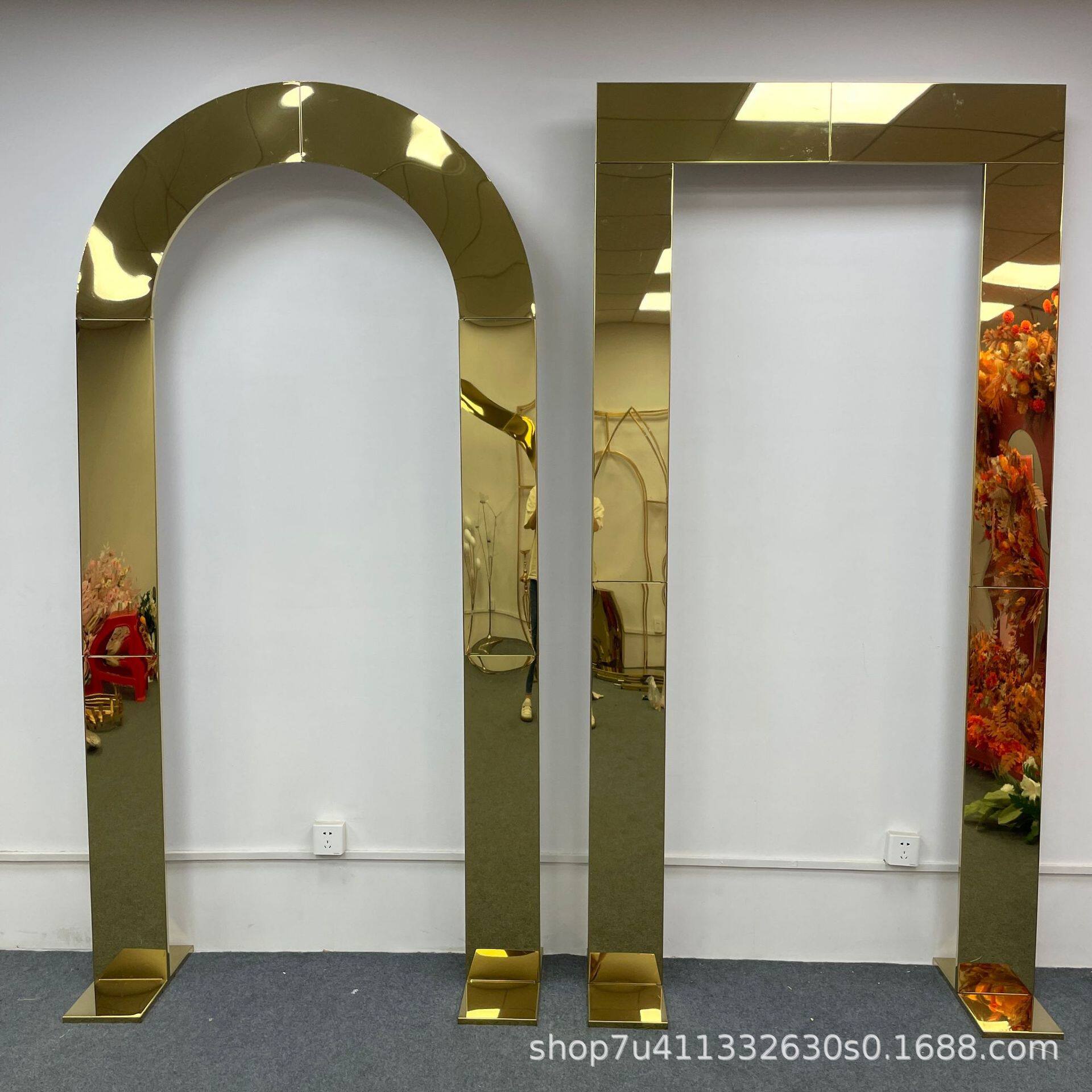 新款镀金背景架婚庆铁艺道具户外婚礼装饰不锈钢架子屏风指示牌