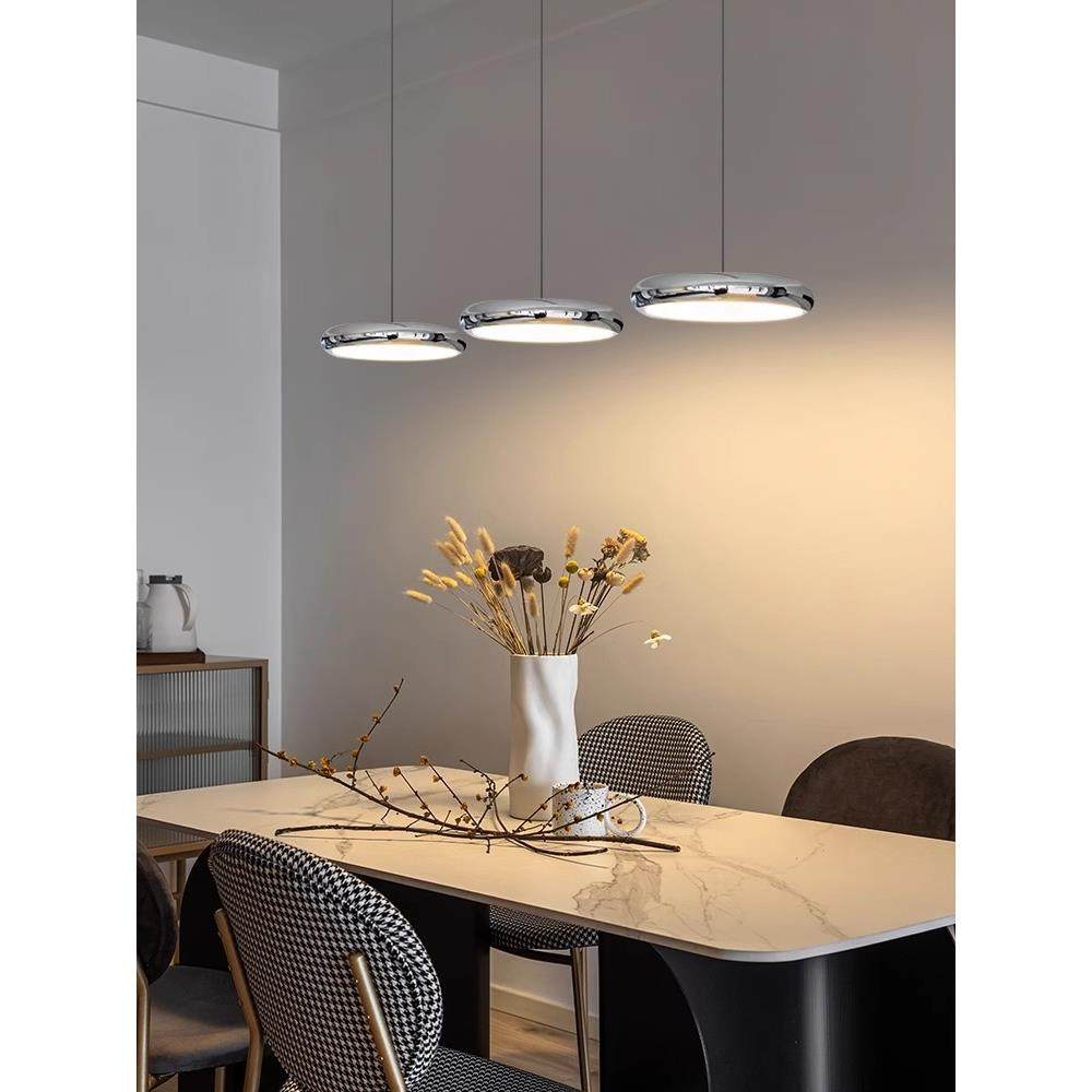 飞碟餐厅吊灯现代简约三头吧台吊灯北欧极简圆形长盘餐桌饭厅吊灯,家装灯饰光源,智能吊灯,淘宝优惠券,粉丝福利购,淘宝优惠卷