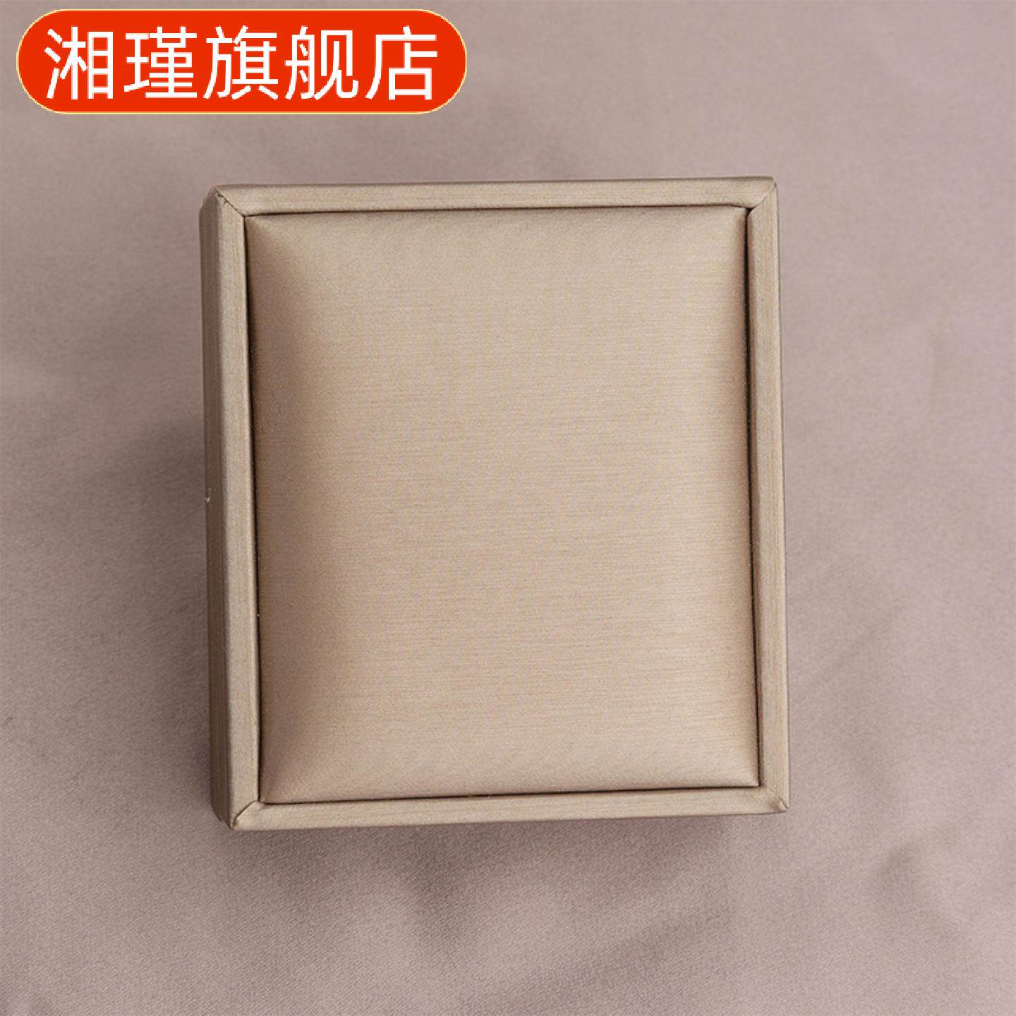 香槟色方形拉丝戒指盒项链手链