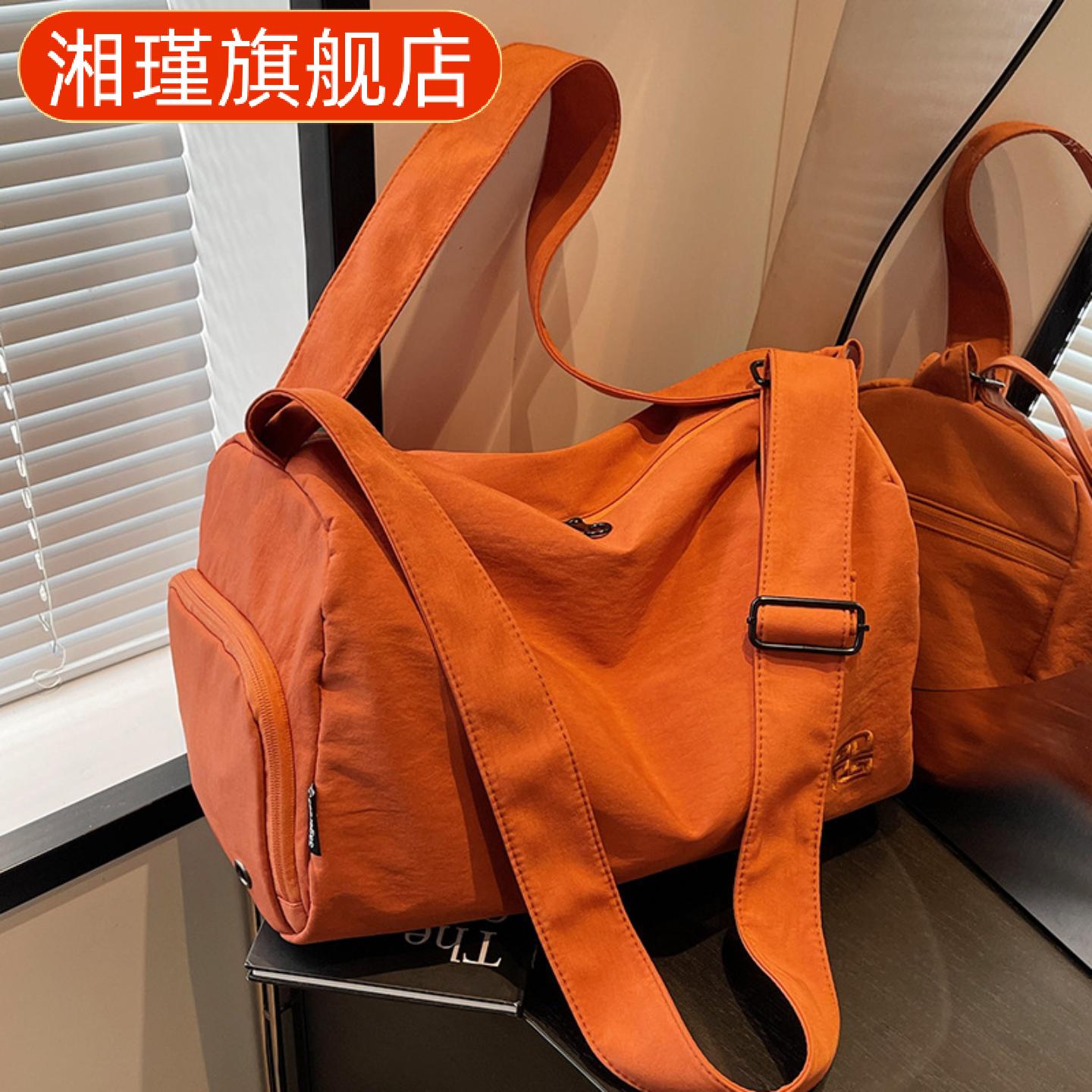 游泳健身专用大容量干湿分离防水