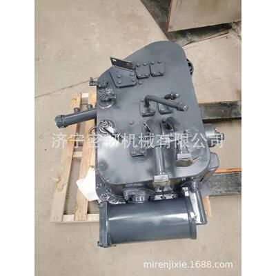 推土机全车配件SD22/SD23/SD32液压油箱23Y-60B-00000