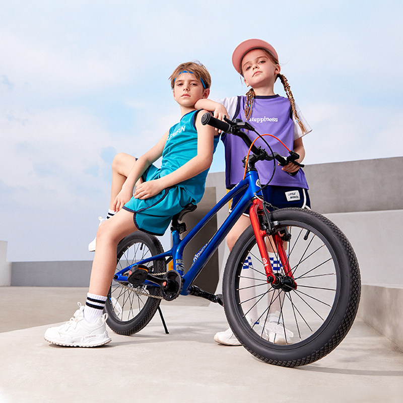 优贝易骑儿童自行车镁合金超轻车男女孩脚踏车青少年单车星际飞鲨