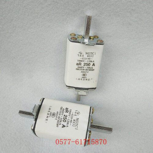 RS32 快速熔断器 NGTC1-aR100A 125A 160A 200A 250A陶瓷保险芯