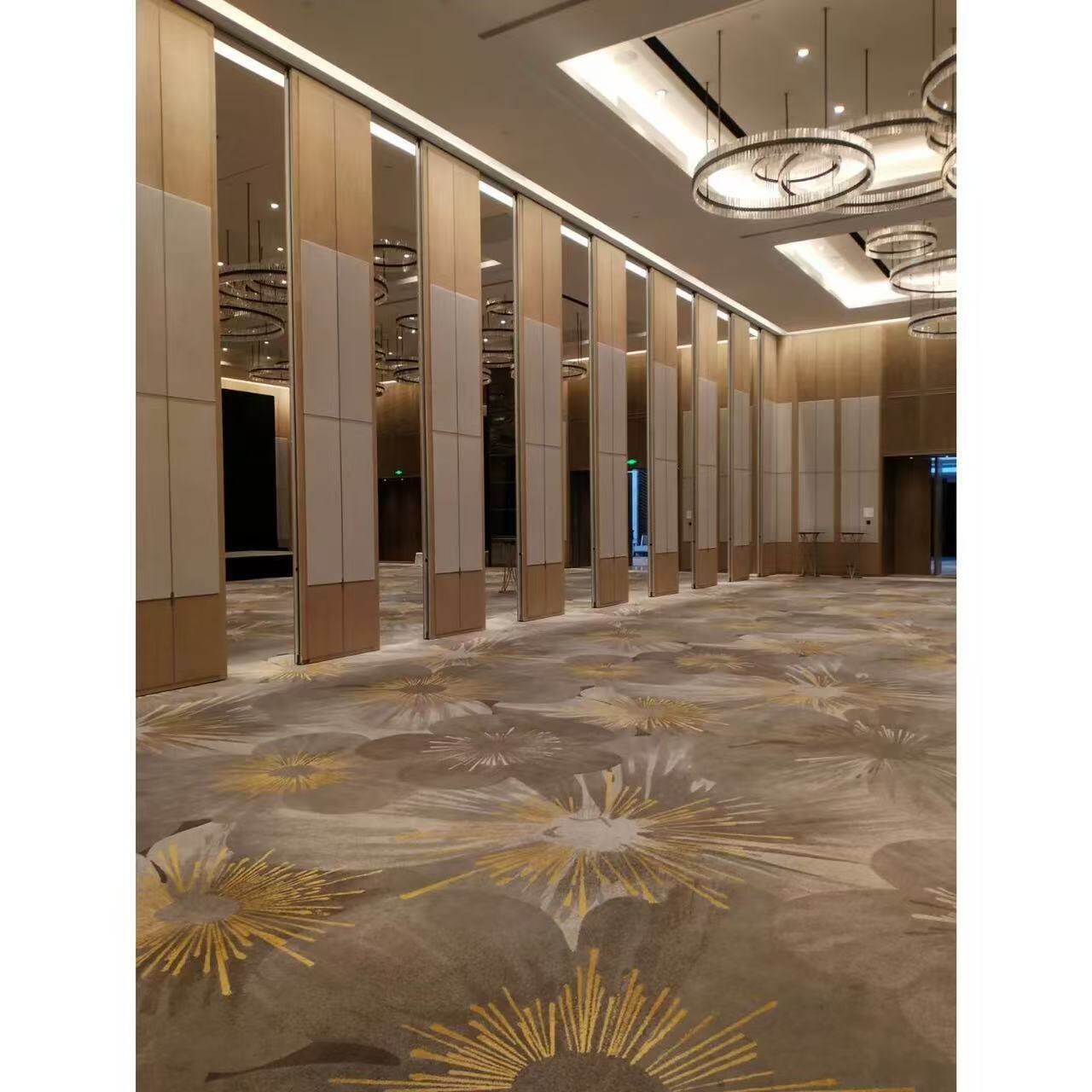 超高活动隔音墙承接会议会展中心隔断门