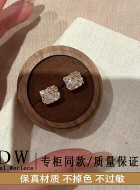 奥特莱斯18K金闪钻甜美kt！敲可爱kt猫蝴蝶结钻石耳钉女轻奢感耳