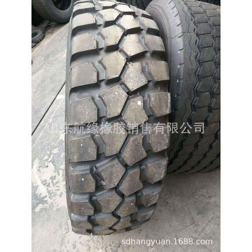 65/80R2085/95R251400R2025全钢丝轮胎吊车工程越野花纹