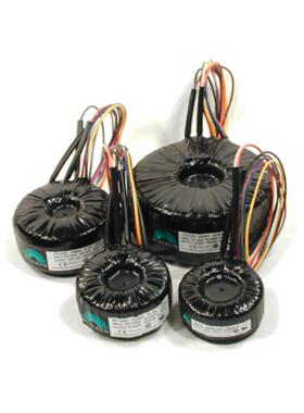 加拿大【PLITRON】100W 220V变100V 115V 电源隔离变压器 净化器