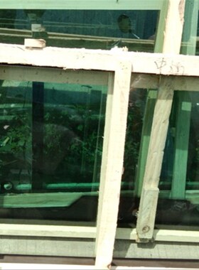 徐工XD133C压路机原厂玻璃 前后挡风玻璃 左右门玻璃 压路机配件