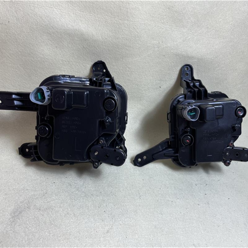 适用于起亚K5前雾灯总成16 17 18款k5 LED雾灯日行灯前保险杠灯壳