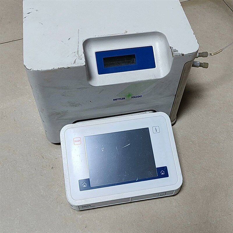 梅特勒-托利多DM40台式密度计 ,没电源试不了,有一处开裂