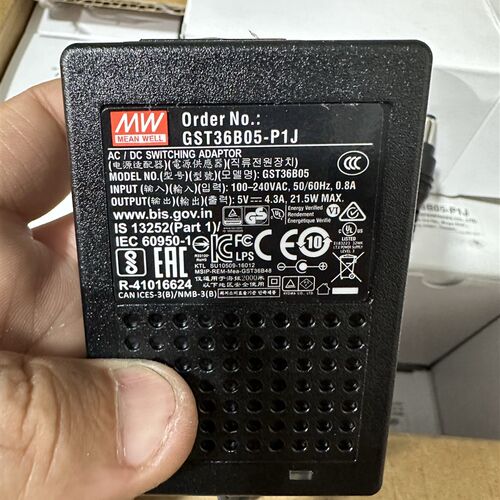 明纬GST36B05-P1J 明纬适配器5V4.3A 数量147个全新正品特价
