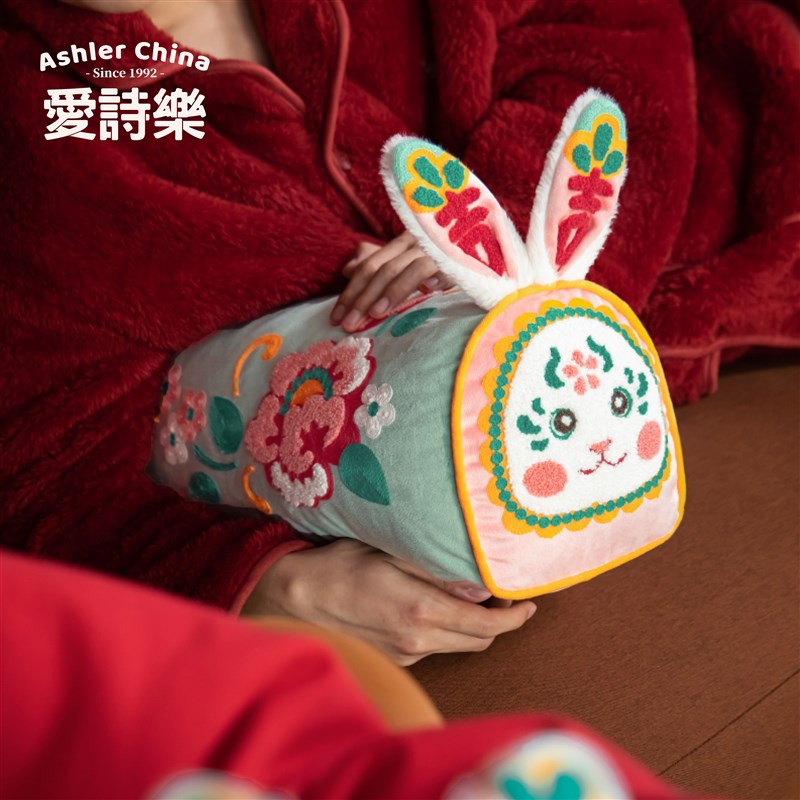 爱诗乐乐兔赐福兔子靠枕新中式沙发睡觉颈枕创意礼物午睡抱枕