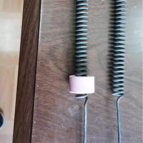 弹簧式加热器的温度为0-1000℃，应用多种热处理领域