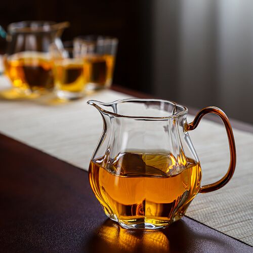 柒皿《花瓣提耳公道杯》 高硼硅高透玻璃 断水耐热滴水不流