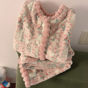 高级感珊瑚绒睡衣女款冬季加绒加厚2025秋冬新款法兰绒女士家居服