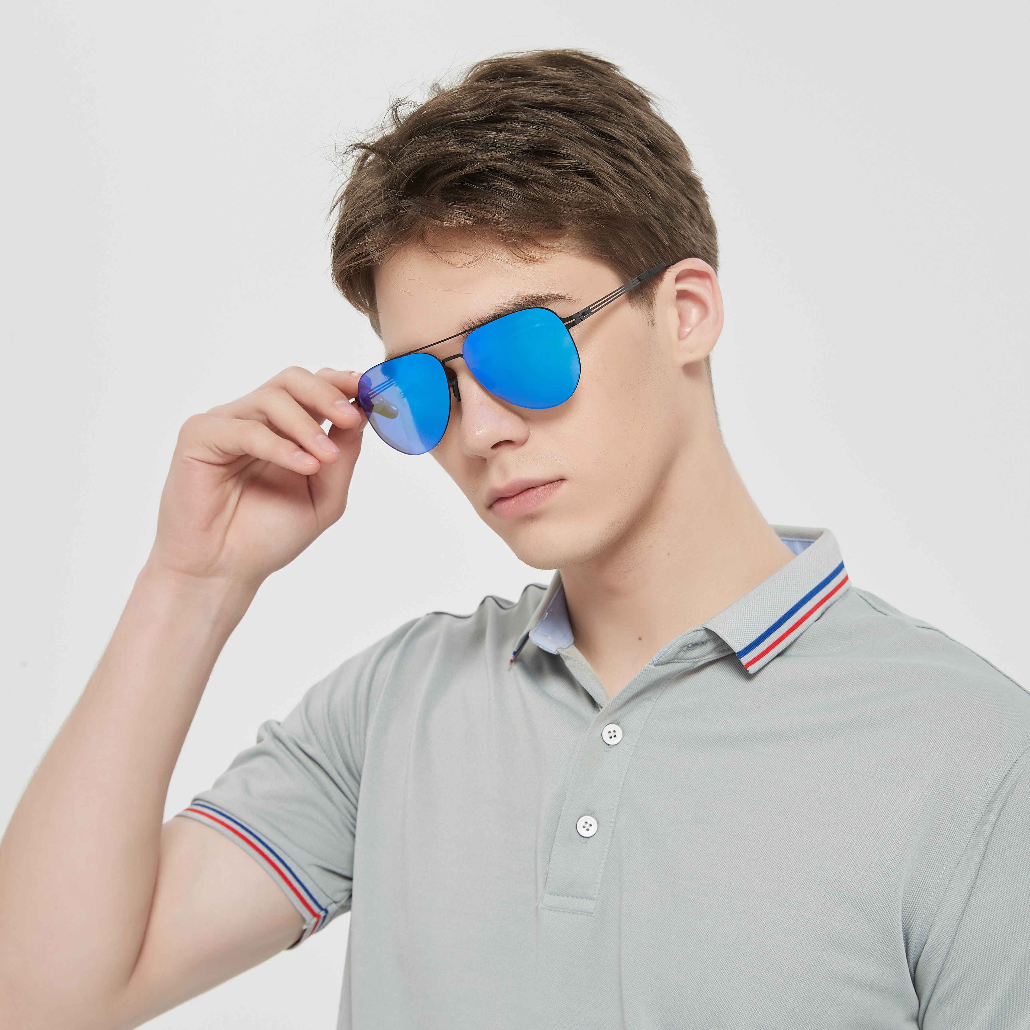 帕克拉时尚飞行员款太阳镜男炫彩反光镜片户外防紫外线墨镜潮