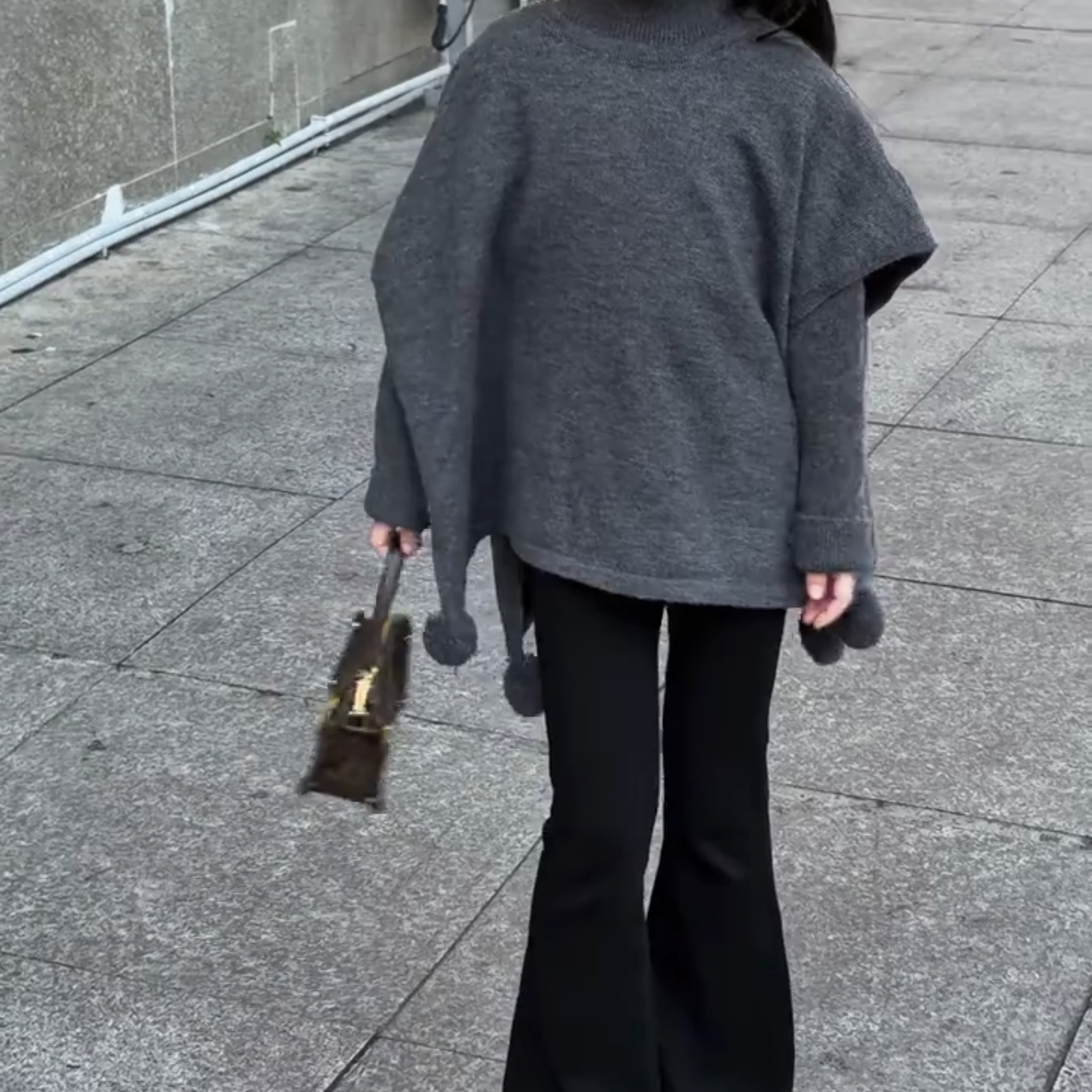 女童秋冬慵懒风毛衣披肩套装中大童洋气针织斗篷加绒加厚两件套