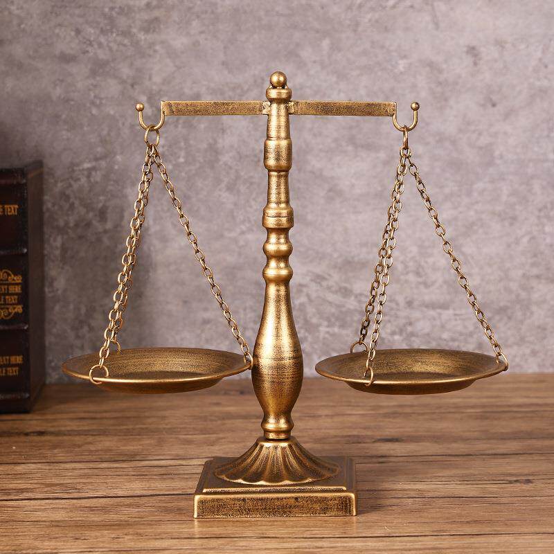 欧式复古天平桌面摆件怀旧铁艺天平模型摆设橱窗饰品金属工艺摆件