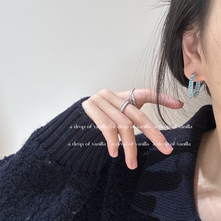 Vanilla 巨美闪钻耳环 闪闪碎冰蓝