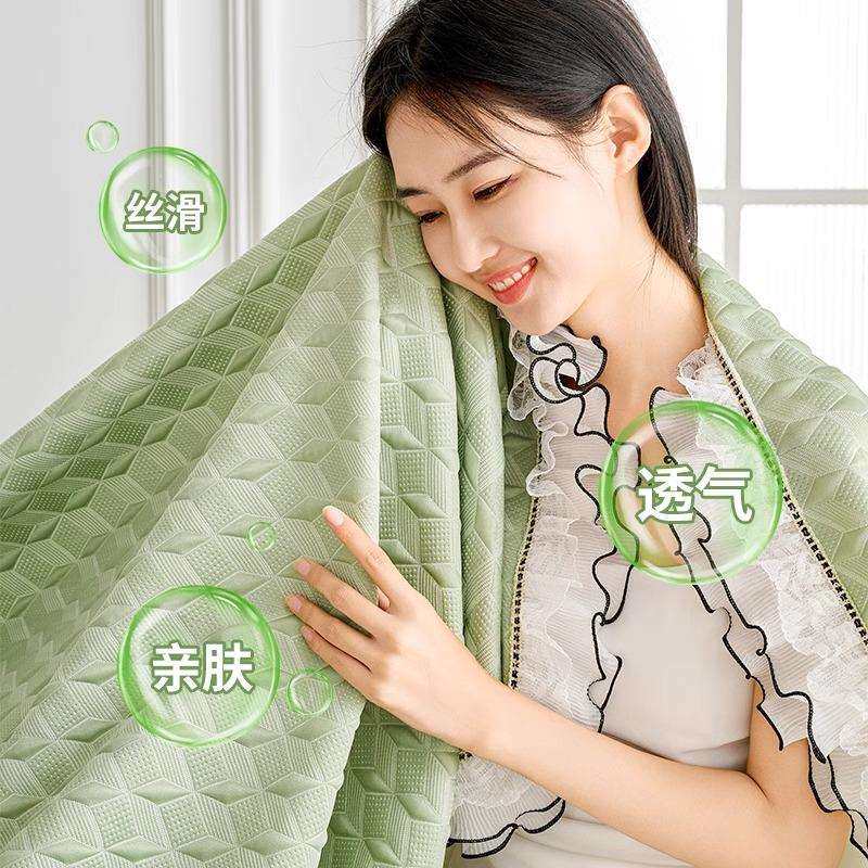 2025新款凉感豆豆冰丝沙发盖布巾全盖夏季沙发套罩夏天款防滑毯子