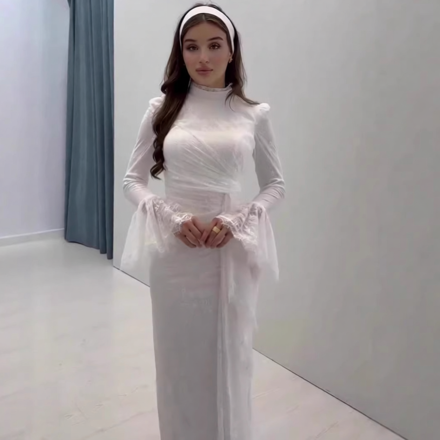 女高贵欧美清新柔美长袖长裙淡雅礼服连衣裙新款春季