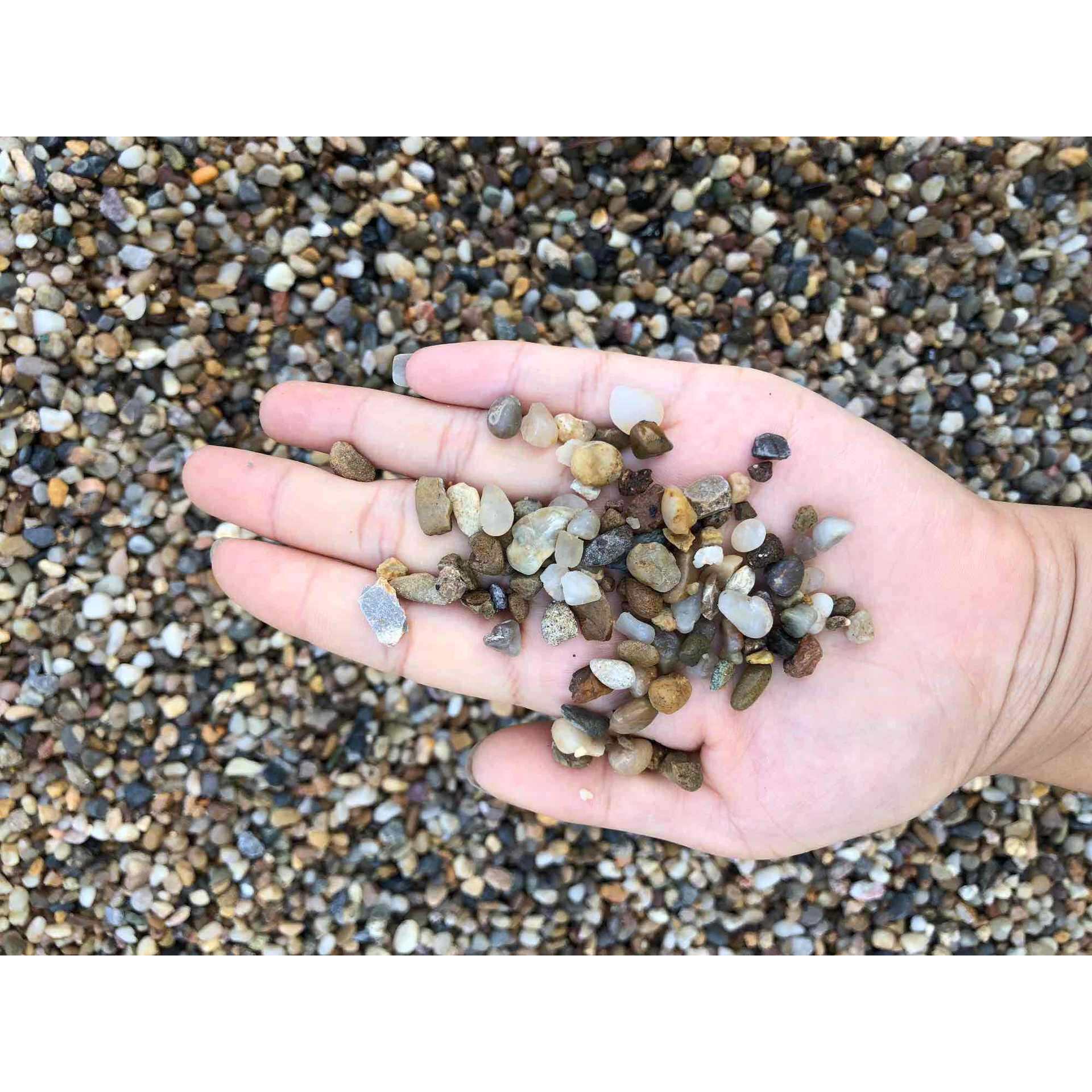天然豆石雨花石地暖找平混凝土回填五彩石碎石砾石专用鹅卵石沙石