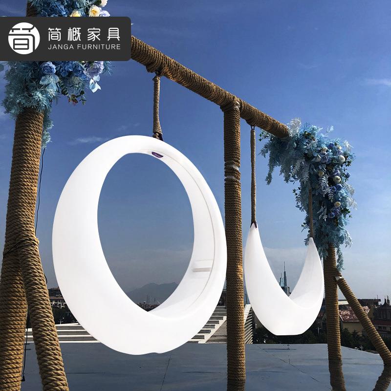 户外网红秋千庭院夜光吊椅摇摇椅小区民宿度假村打卡发光月亮秋千