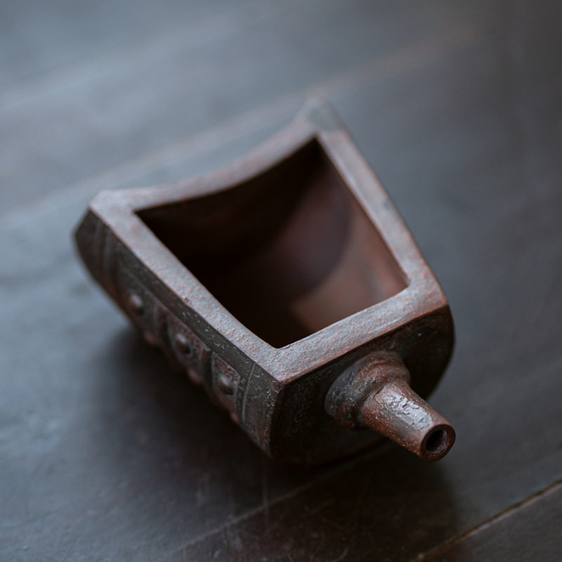 宜兴原矿紫砂分茶器泡茶杯手抓壶茶具配件仿青铜编钟公道杯直销
