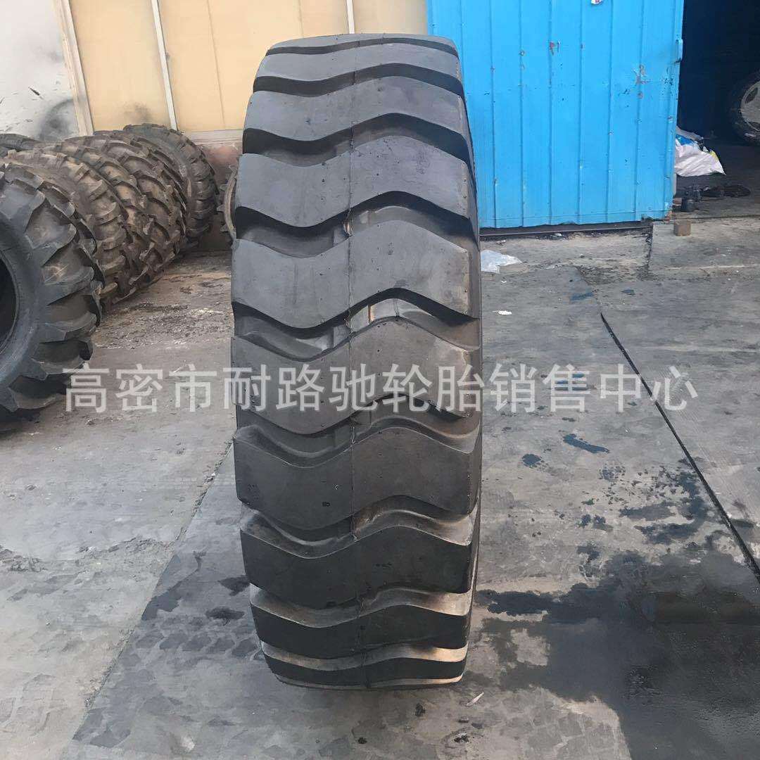 3303D矿车轮胎1800-25 18.00-33 E-4尼龙刚性自卸车轮胎矿山运输