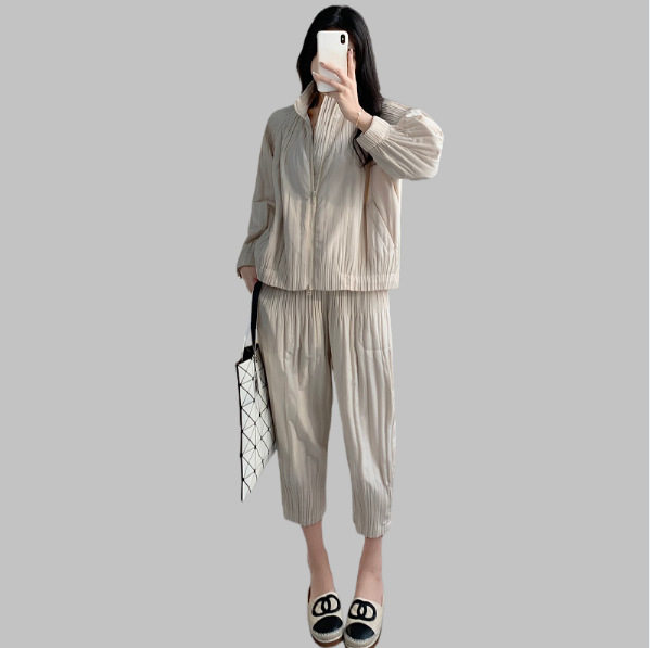 三宅纯色褶皱百搭棉衣外套棉裤俩件套日系纯色休闲套装气质俩件套