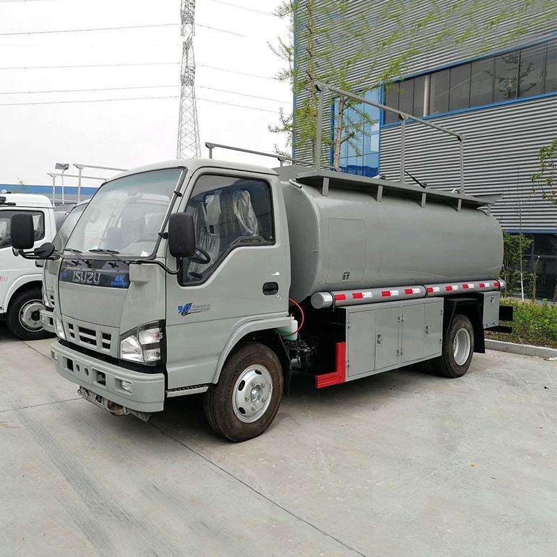 小型油罐车,4X2,5000 升原油储存罐车、柴油和汽油运输车