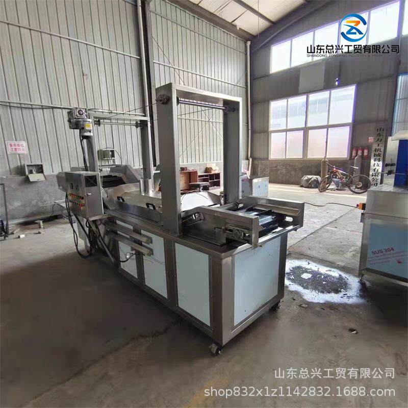 蔬菜丸子连续油炸机 带鱼辣椒香酥鱼油炸线 电加热油炸线设备