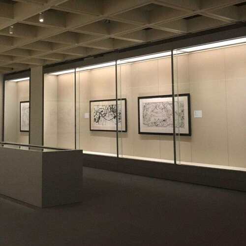 博物馆展示柜防爆夹胶玻璃文物展柜恒温恒湿陈列展架玻璃门靠墙